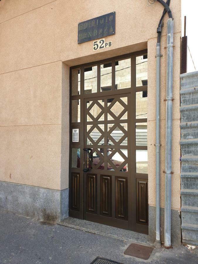 Apartamento Mendoza-San Isidro Сан-Исидро Экстерьер фото